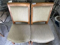 PAIR OF UPHOSTERED DINING CHAIRS