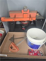CRAFTSMAN 1 1/2 ROUTER WITH TABLE
