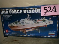 AIR FORCE RESCUE BOAT MODEL 1:72