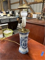 Blue & White Ceramic/brass Table Lamp