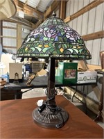 Tiffany Style Slag Glass Table Lamp