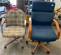 2 Rolling Office Chairs Sturdy No Rips Or Tears