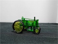 1 John Deere plastic ornament tractor 0197 clip
