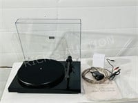Pro-Ject RPM3 Carbon turntable