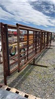 Free Standing Livestock Panel with Gate