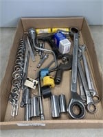 CRAFTSMAN SOCKETS AND MISC TOOLS