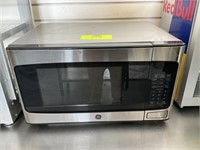 GE Microwave 950 Watt