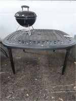 TABLE WITH FIREPIT & SMALL TABLE TOP GRILL