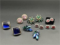 Costume Jewelry Earrings (7) Pr