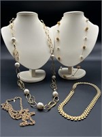 Costume Jewelry Necklaces (4)