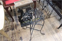 FOLDING METAL PLANT STAND