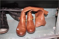REMONTE SIZE 9 LEATHER BOOTS - WOMENS