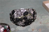 BLACK AND GRAY FLORAL CUFF BRACELET