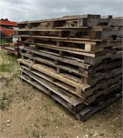 L4 - Wooden Pallets
