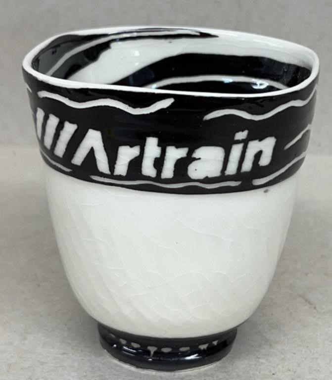 ARTRAIN Decorated Mug