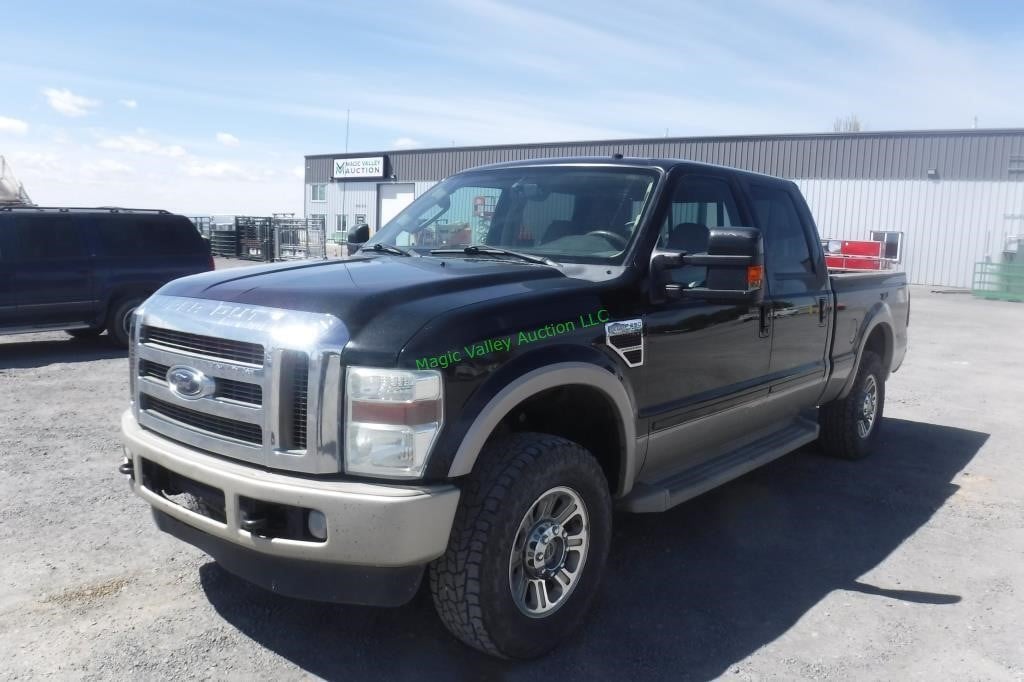 2008 Ford F250 King Ranch 4WD Crew Cab Pickup