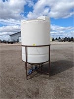 Cone Poly tank with Stand