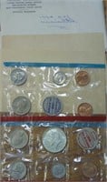1969 uncirculated d set with silver Kennedy half