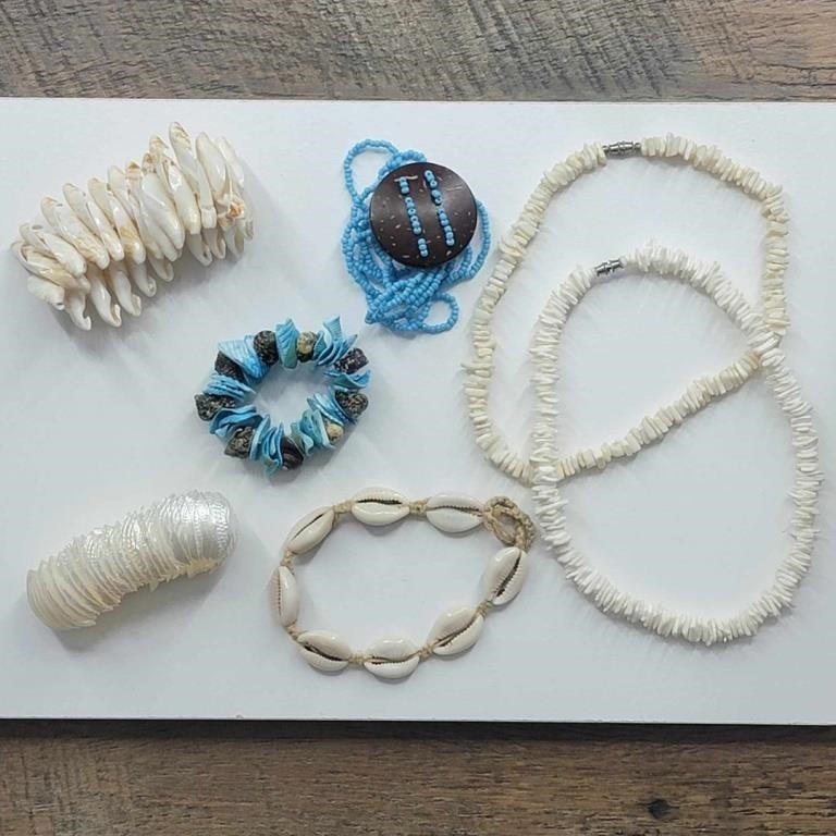 Lot of Seashell, Shells, Necklace/Bracelts