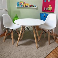 NEW UrbanMod kids table and chairs set white