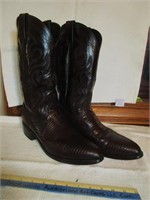 DAN POST LEATHER SNAKE SKIN BOOTS SIZE 12