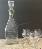 Bourbon Decanter Clear Glass with Metalic Gold