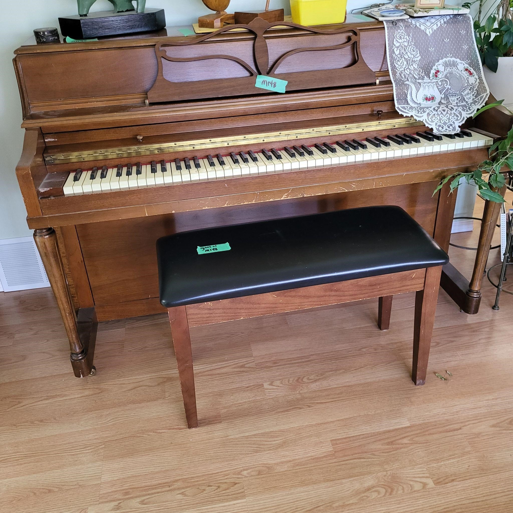 M148 Williams Piano and bench