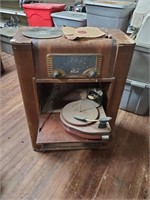 Antique Zenith Floor Model Radio/Record Player