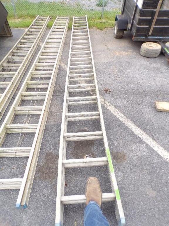 40 Ft Ext Ladder Lock Broke
