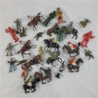 Vintage small toy figurines, lots need repair