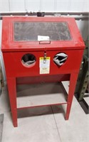 SAND BLASTER CABINET-
DELUXE CABINET- SAND