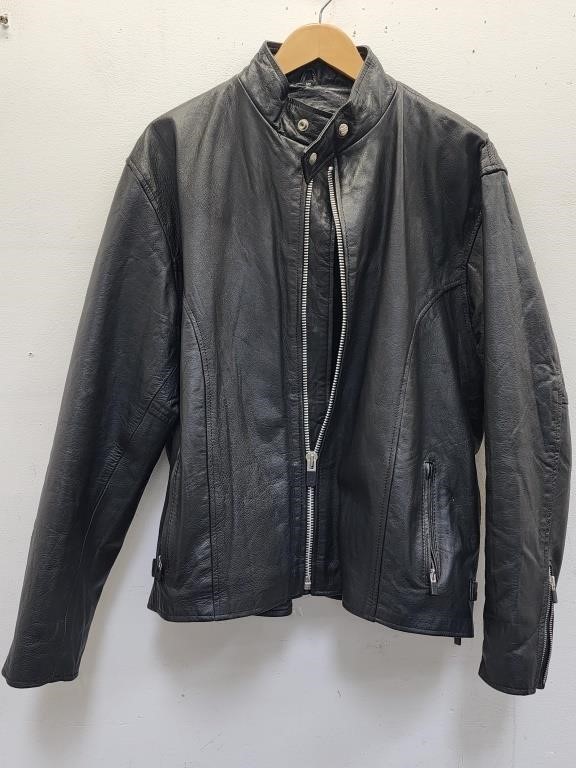 Leather motorcycle jacket with sleeve zippers