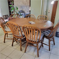 M198 Solid Oak Table w 7 chairs