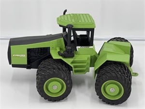Steiger Panther CP1400 Triples 1/16 scale