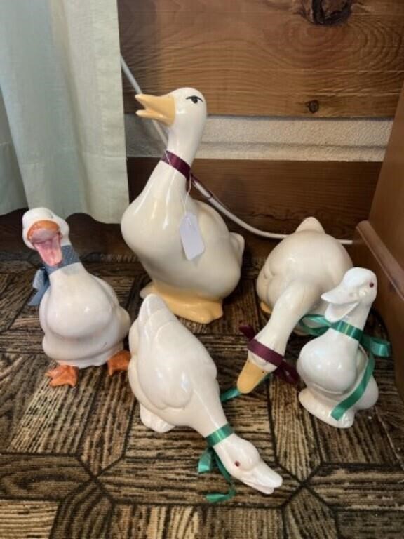 5 Ceramic Geese