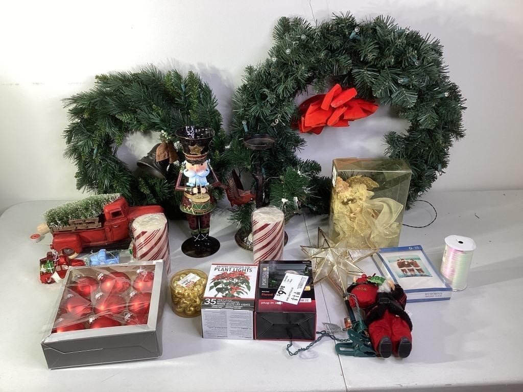 Vintage Christmas Wreaths, Ornaments & More