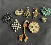 Group of brooches