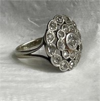 20 diamond stone 14kt gold ring, size 3