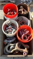 (Approx 40) Assorted Shackles