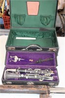 Vintage Clarinet & Music Stand w/Older Suitcase