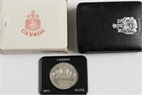 1972 CANADA SILVER DOLLAR W BOX PAPERS
