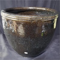 Glazed pottery planter