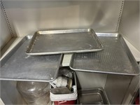 2 sheet pans & 1 grilling pan 18" x 13"