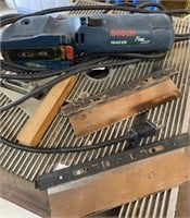 Bosch Undercut Saw, Extra Blade & Case