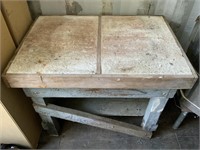 WEDGING TABLE FOR POTTERY