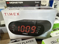 TIMEX DUAL ALARM CLOCK RETAIL $20