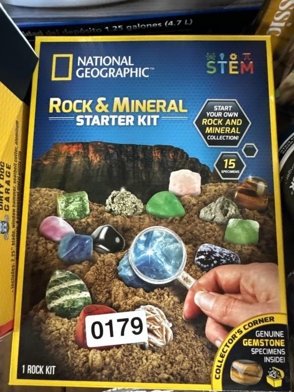 NATIONAL GEOGRAPHIC ROCK AND MINERAL KIT