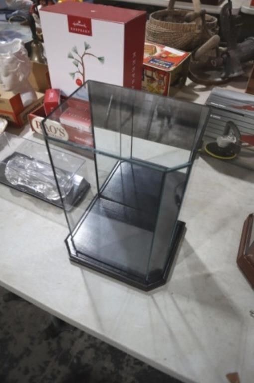 BLACK WOOD & GLASS COUNTER TOP DISPLAY CASE