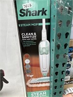 SHARK STEAM MOP