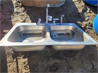 2 BAY STAINLESS SINK